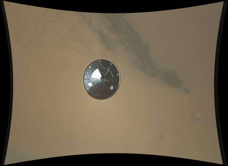 Illustration for article titled Curiosity Opens Her Eyes for the First Time (Updated With Panorama Images)